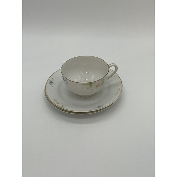 Vintage Delicate Noritake Coffe Cup w/flowers and 2 Bread Plates - Picture 2 of 3